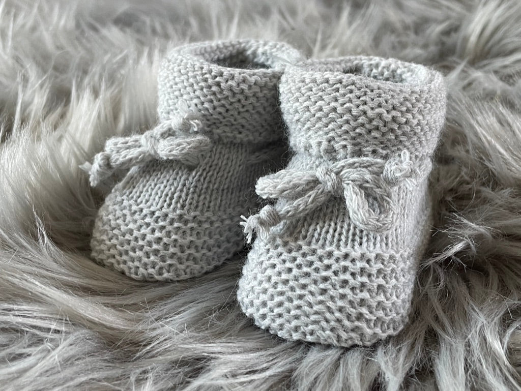 Grey Knitted Tie Up Newborn Baby Booties