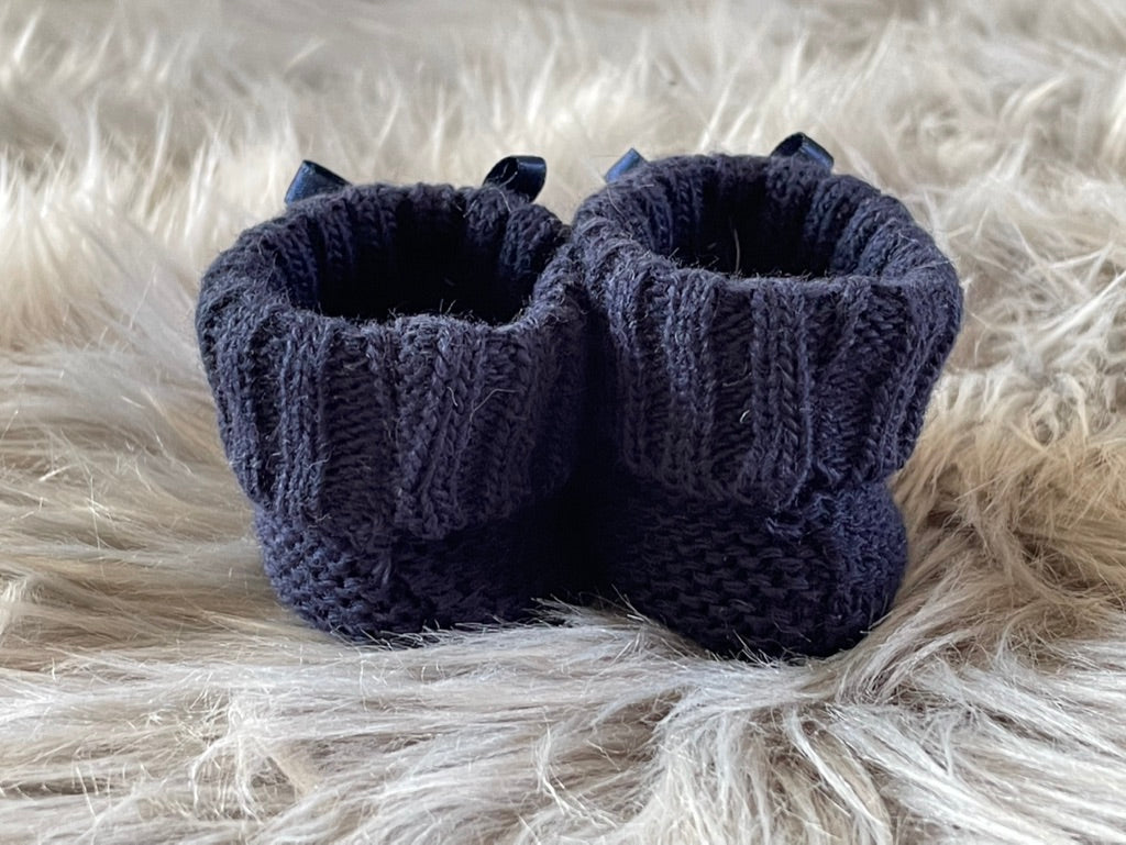 Navy Blue Knitted Newborn Baby Booties with Bow