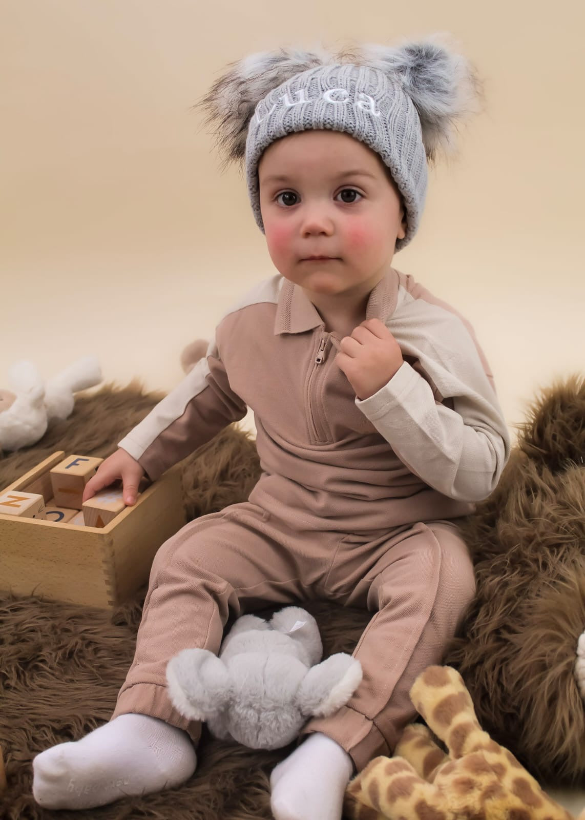 baby boy neutral clothing