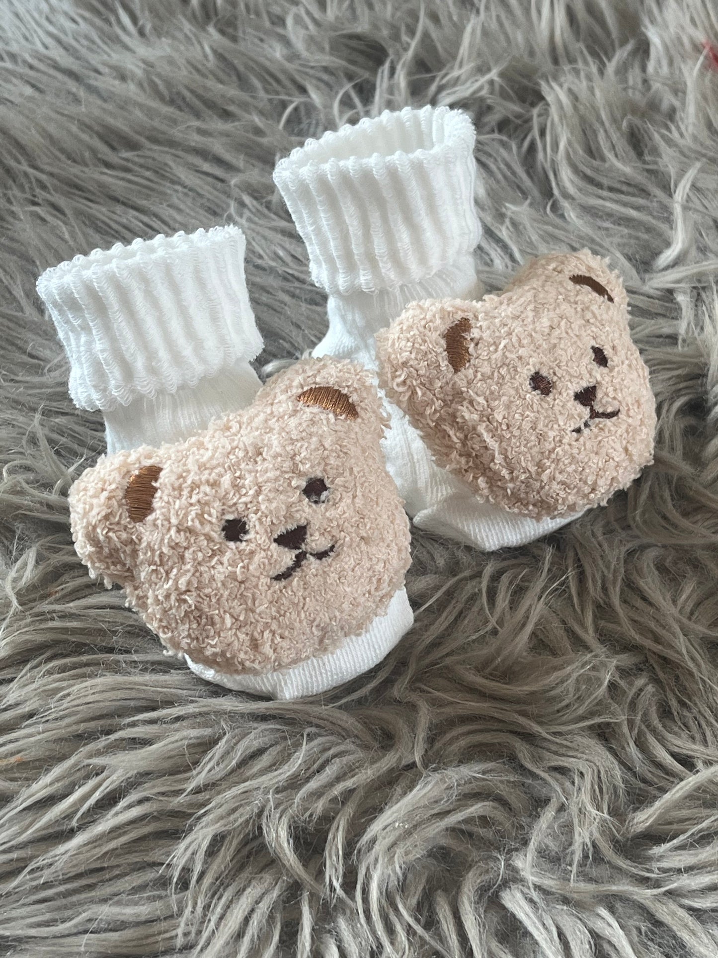 White teddy bear baby socks