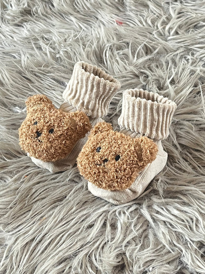 Taupe teddy bear baby socks