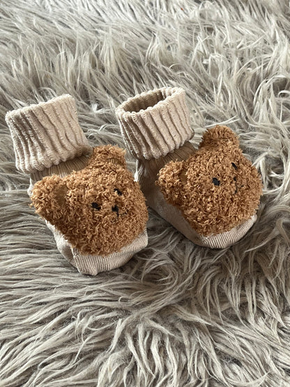 Taupe teddy bear baby socks