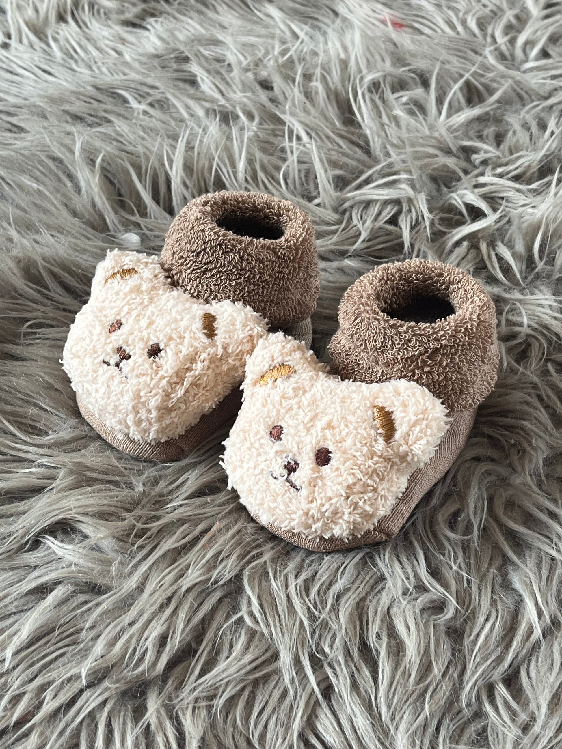 adorable baby socks with teddy bear face