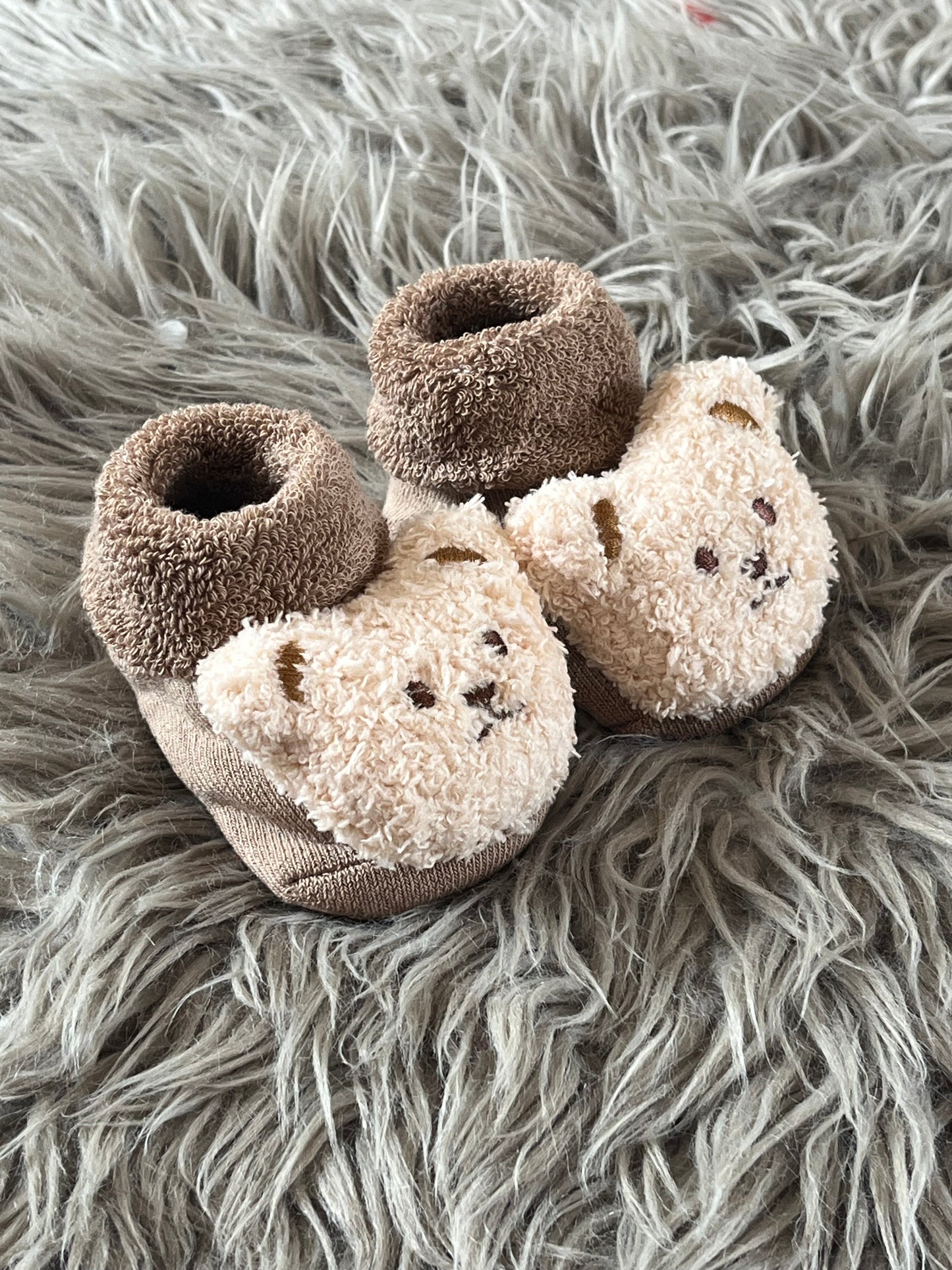 taupe baby socks with teddy bear